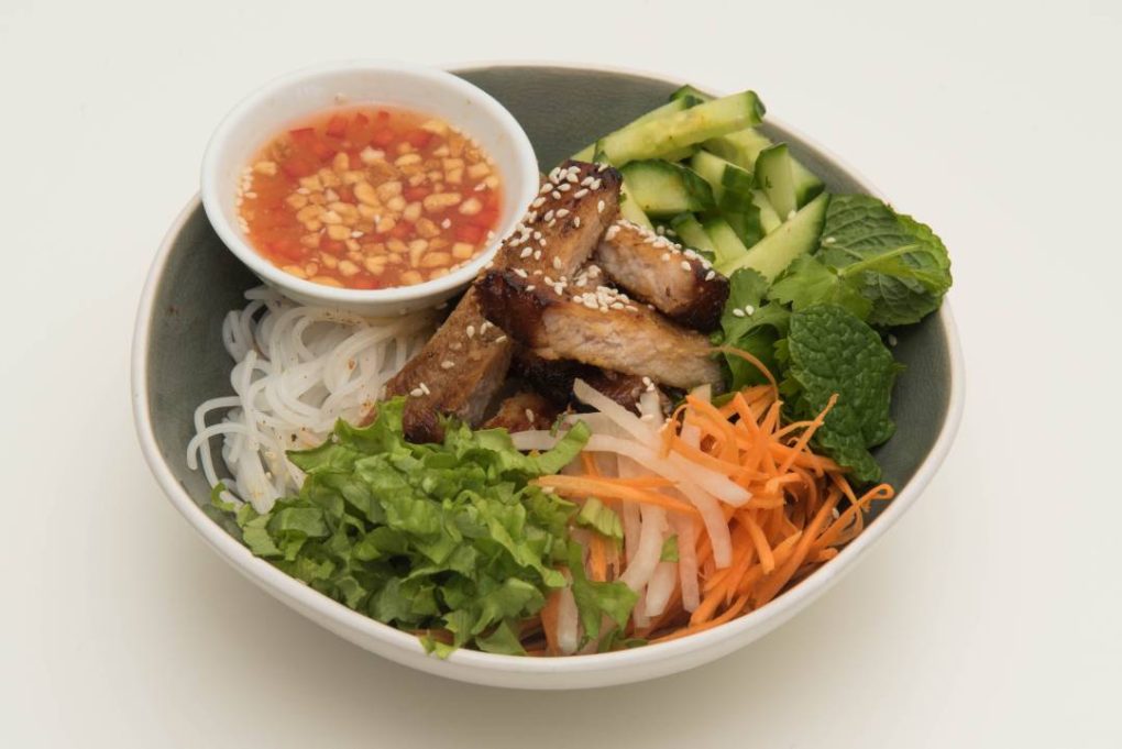 Grilled Sesame Pork Vermicelli Noodles Eat Mi Vietnamese Street Food